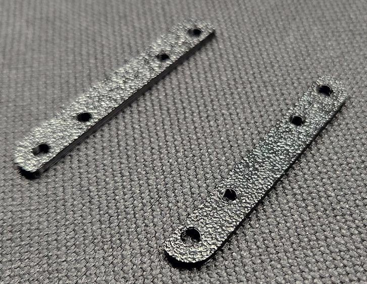 CRC Battery spacer plates 2mm (2) – MetriCKs #3013