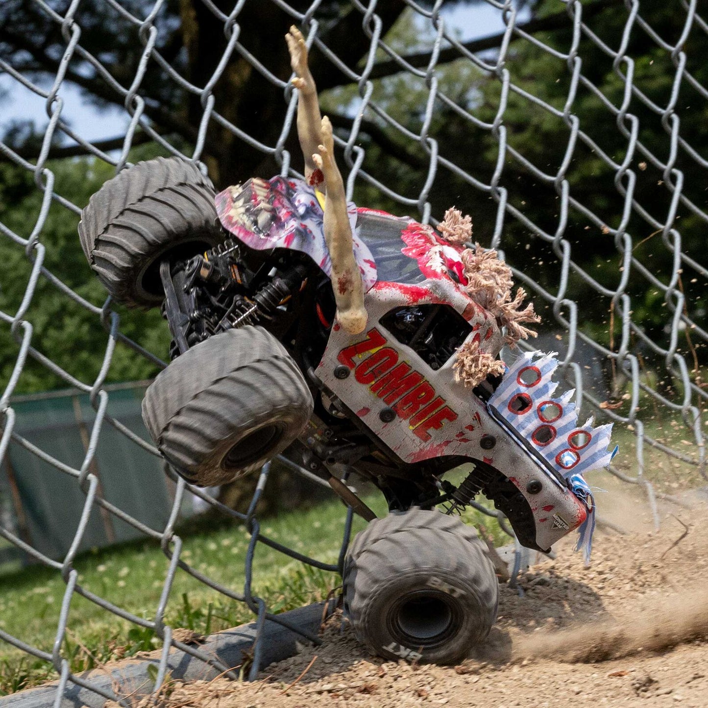 ***Pre-Order*** Team Losi 1/18 Mini LMT Zombie 2S 4X4 RTR Brushed Monster Truck (Battery & Charger Included), Red