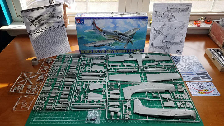 Tamiya U.S. Navy Douglas A-1H Skyraider