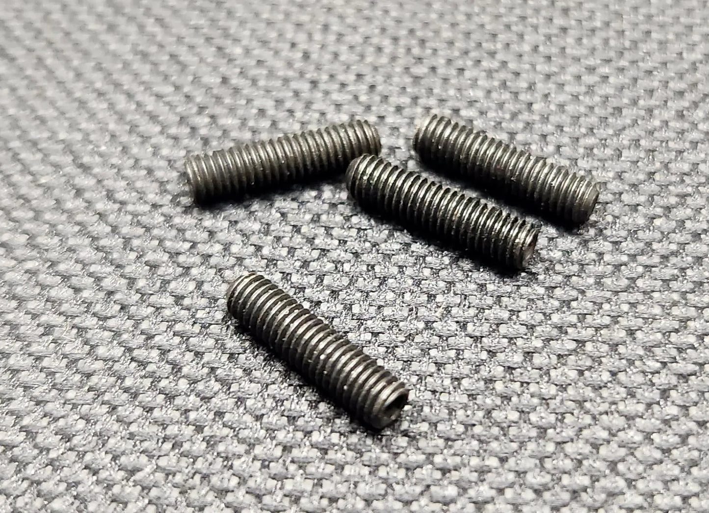 CRC M3 x 12mm set screw (4)