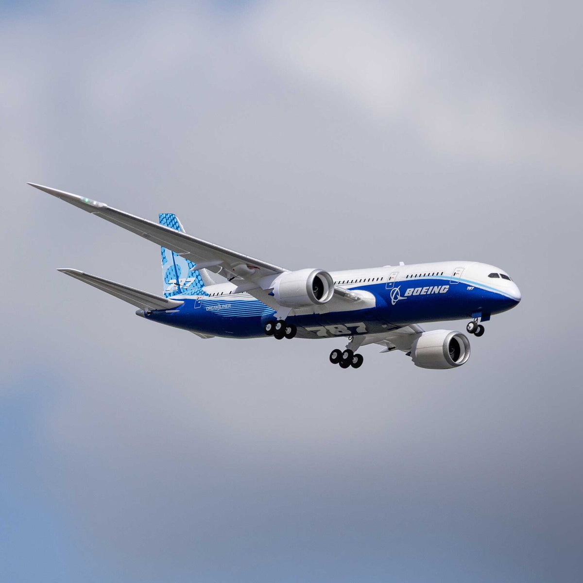***Pre-Order*** E-flite Micro Boeing 787 Dreamliner Twin 30mm EDF BNF Basic with AS3X and SAFE Select