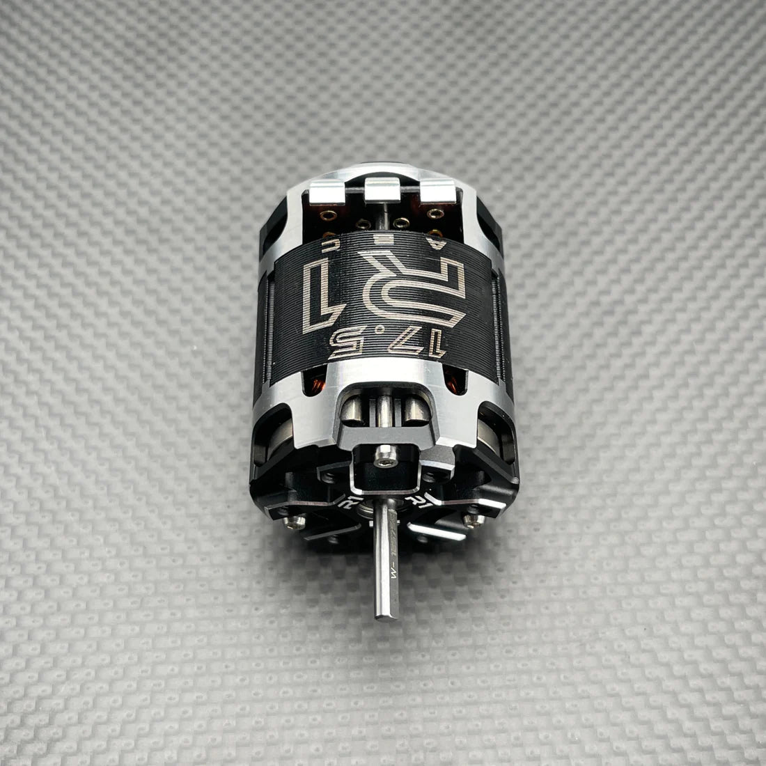 R1WURKS V30 17.5T (2025 ROAR Approved)