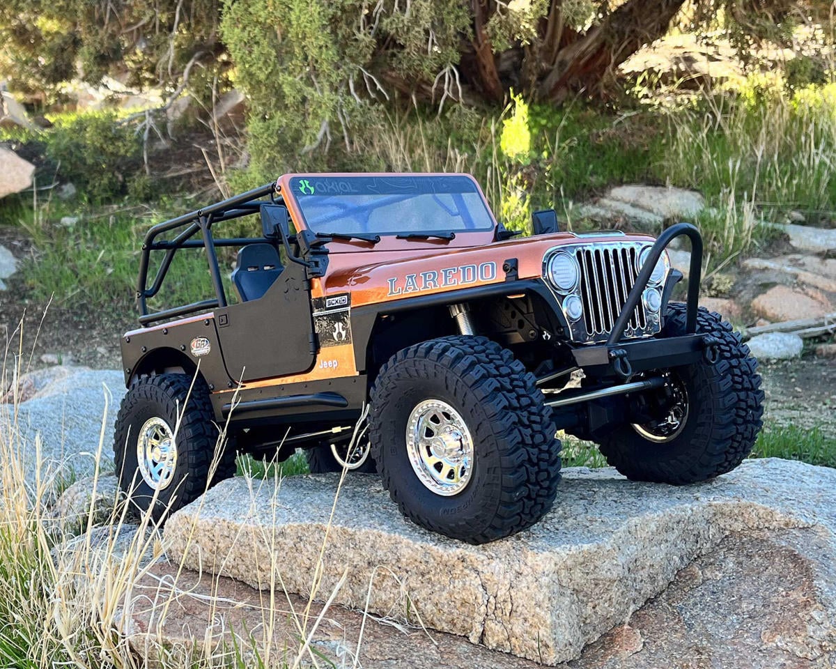 Axial SCX10 III Jeep CJ-7 V2 1/10 RTR 4WD Brushed Rock Crawler (Copper) w/2.4GHz Transmitter