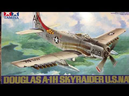 Tamiya U.S. Navy Douglas A-1H Skyraider